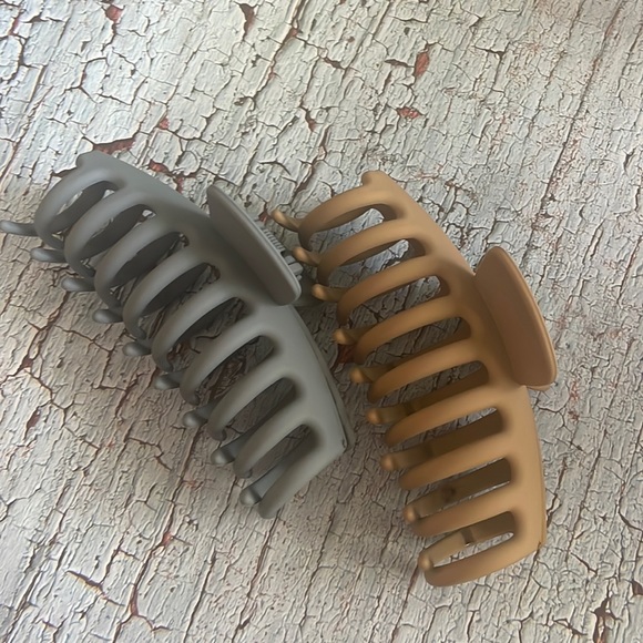 Accessories - Large Hair Claws